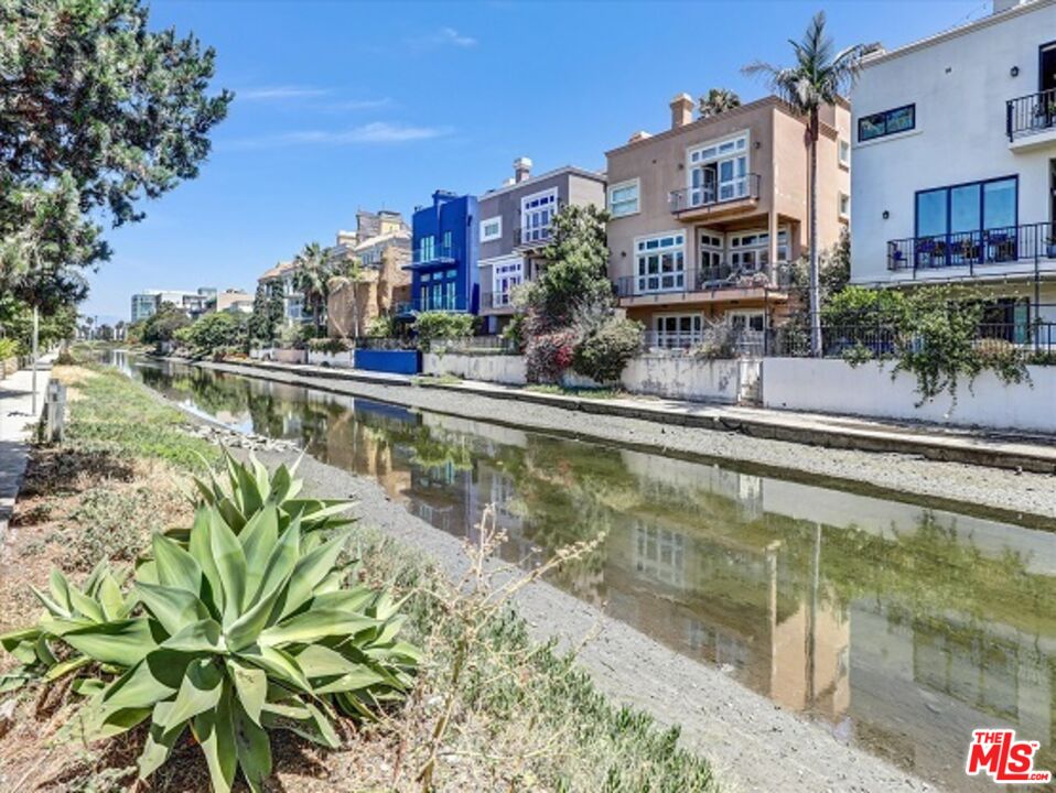 3801 Gran Corso Marina del Rey, CA 90292 - Photo 13 of 25