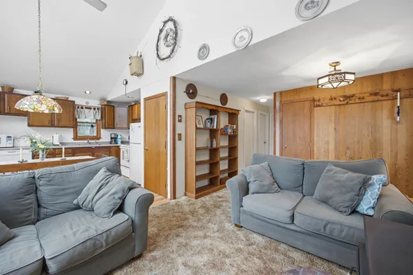 $348,000 | 1 Wentworth Lane, Barnstead, NH 03225