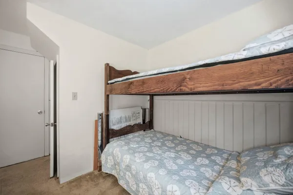 $348,000 | 1 Wentworth Lane, Barnstead, NH 03225