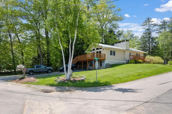 $348,000 | 1 Wentworth Lane, Barnstead, NH 03225