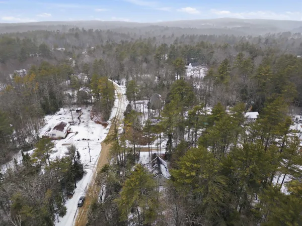 $348,000 | 1 Wentworth Lane, Barnstead, NH 03225