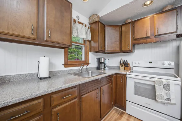 $348,000 | 1 Wentworth Lane, Barnstead, NH 03225