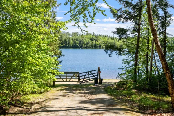 $348,000 | 1 Wentworth Lane, Barnstead, NH 03225