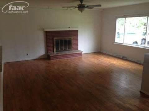 11412 Jennings Road Linden, MI 48451 - Photo 12 of 14 20419113-11.JPG