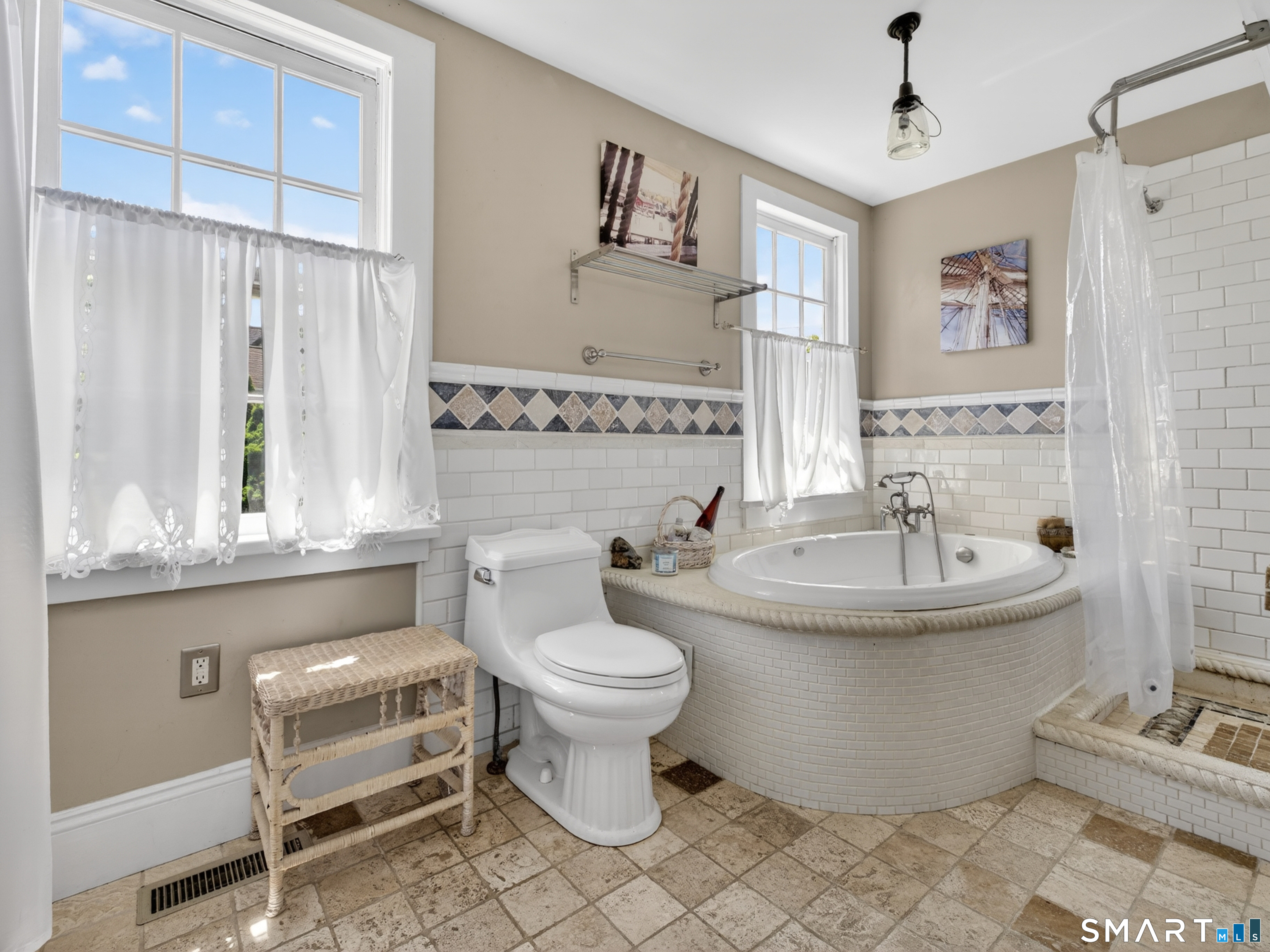 26 Pearl Street Groton, CT 06355 - Photo 14 of 40 Captain Morgan Bathroom