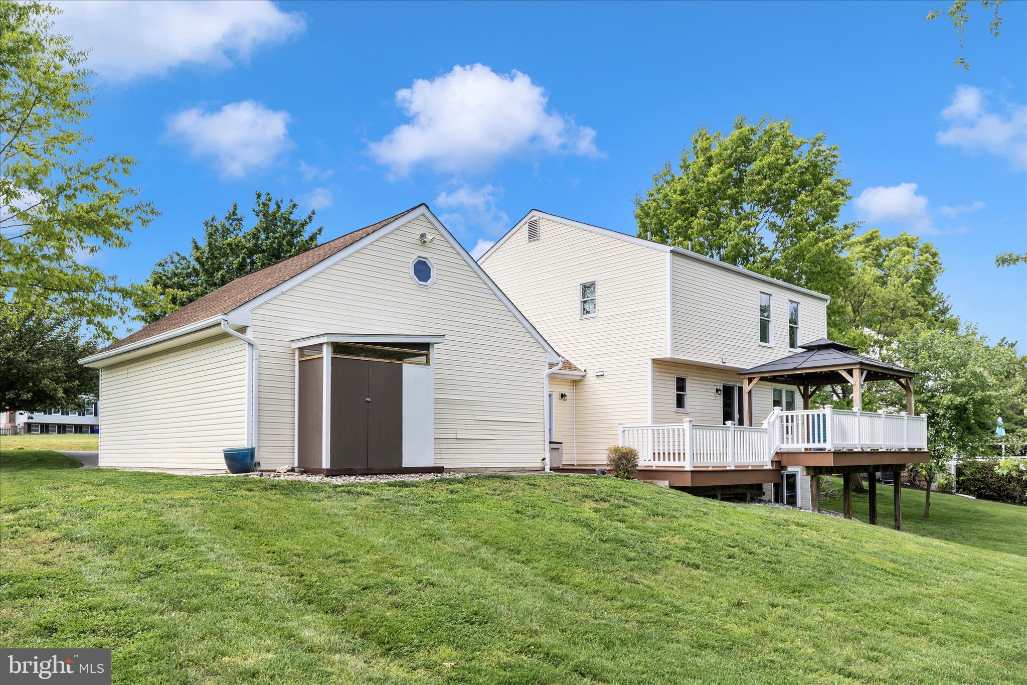 2679 Leslie Road Mount Airy, MD 21771 - Photo 43 of 52 Exterior Back