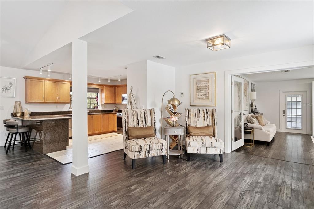 298 Lake Markham Road Sanford, FL 32771 - Photo 3 of 68