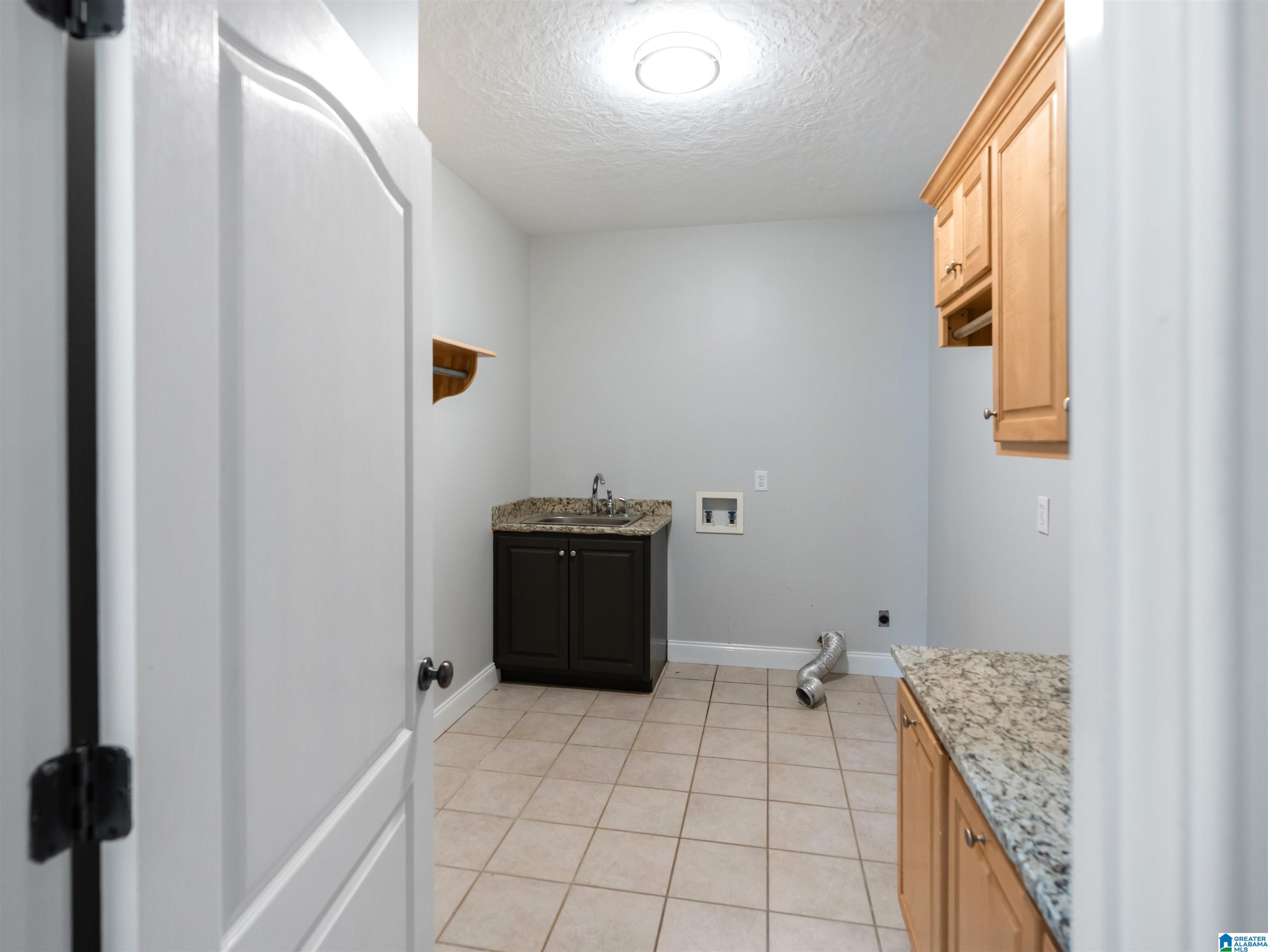 194 Anna Mattison Road Oxford, AL 36203 - Photo 17 of 97