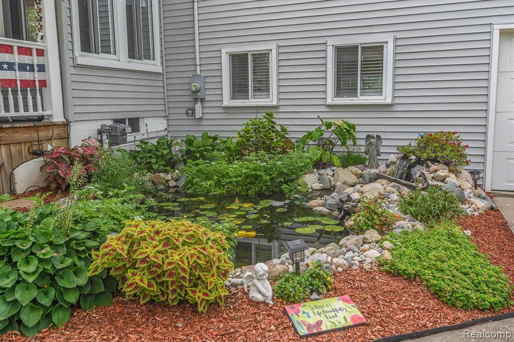 6174 Flushing Road Flushing, MI 48433 - Photo 15 of 51