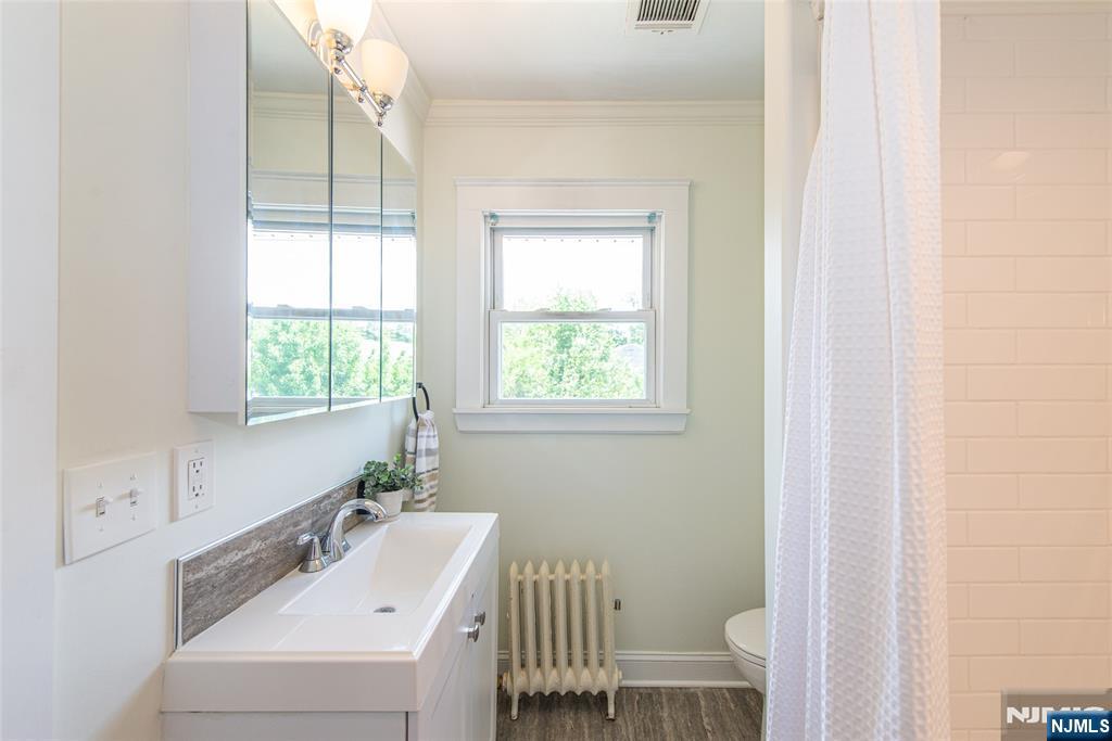 35 Howe Avenue Montclair, NJ 07042 - Photo 33 of 49