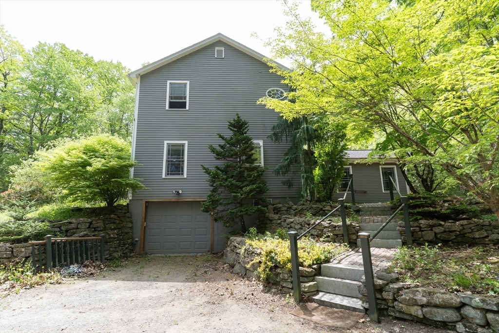 244 Old Winchester Road Warwick, MA 01378 - Photo 4 of 41 Gallery Image 4