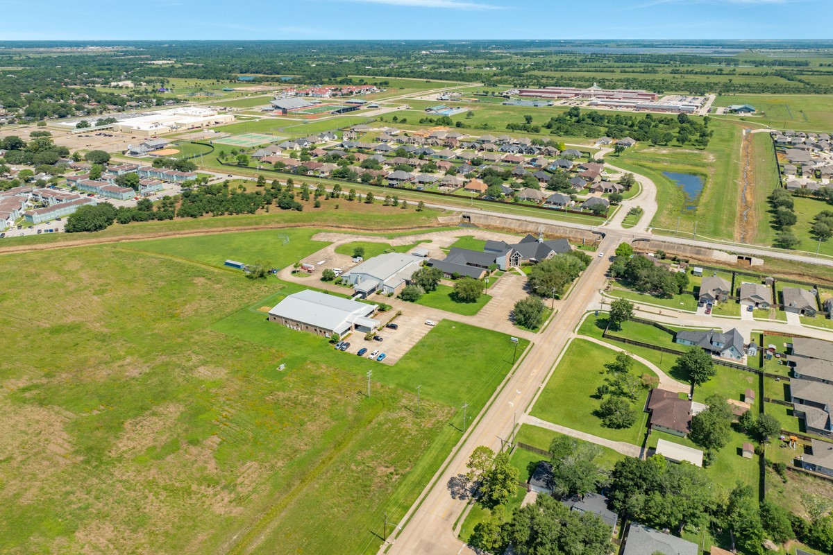 1412 Buchta Road Angleton, TX 77515 - Photo 47 of 48