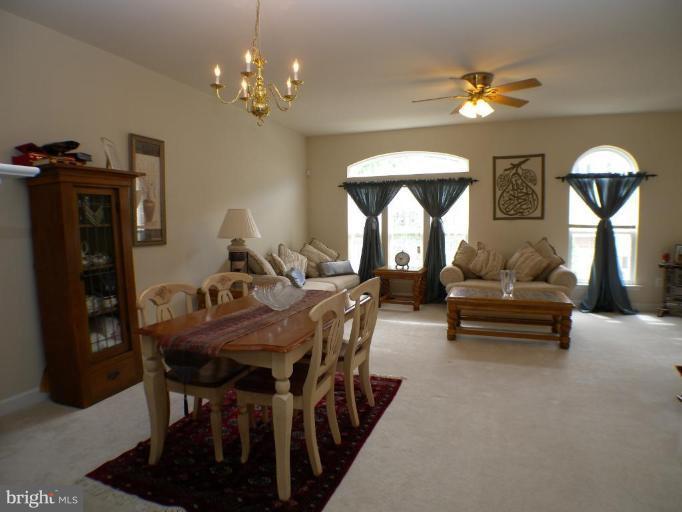 8116 Mississippi Road Laurel, MD 20724 - Photo 7 of 30 Living Room/Dining Room