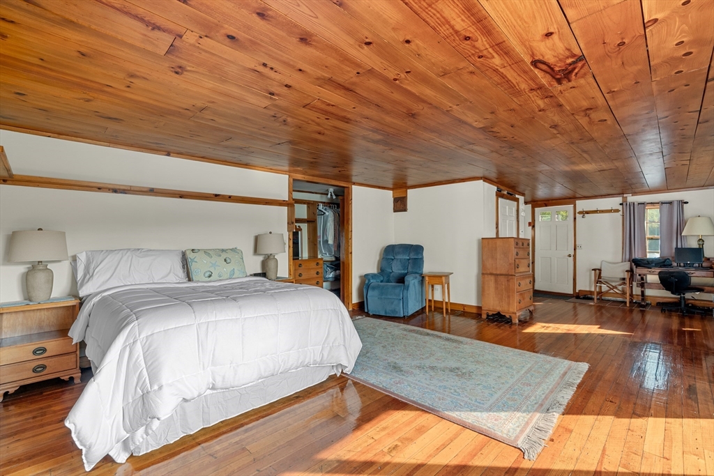 274 Gannett Road Scituate, MA 02066 - Photo 17 of 22