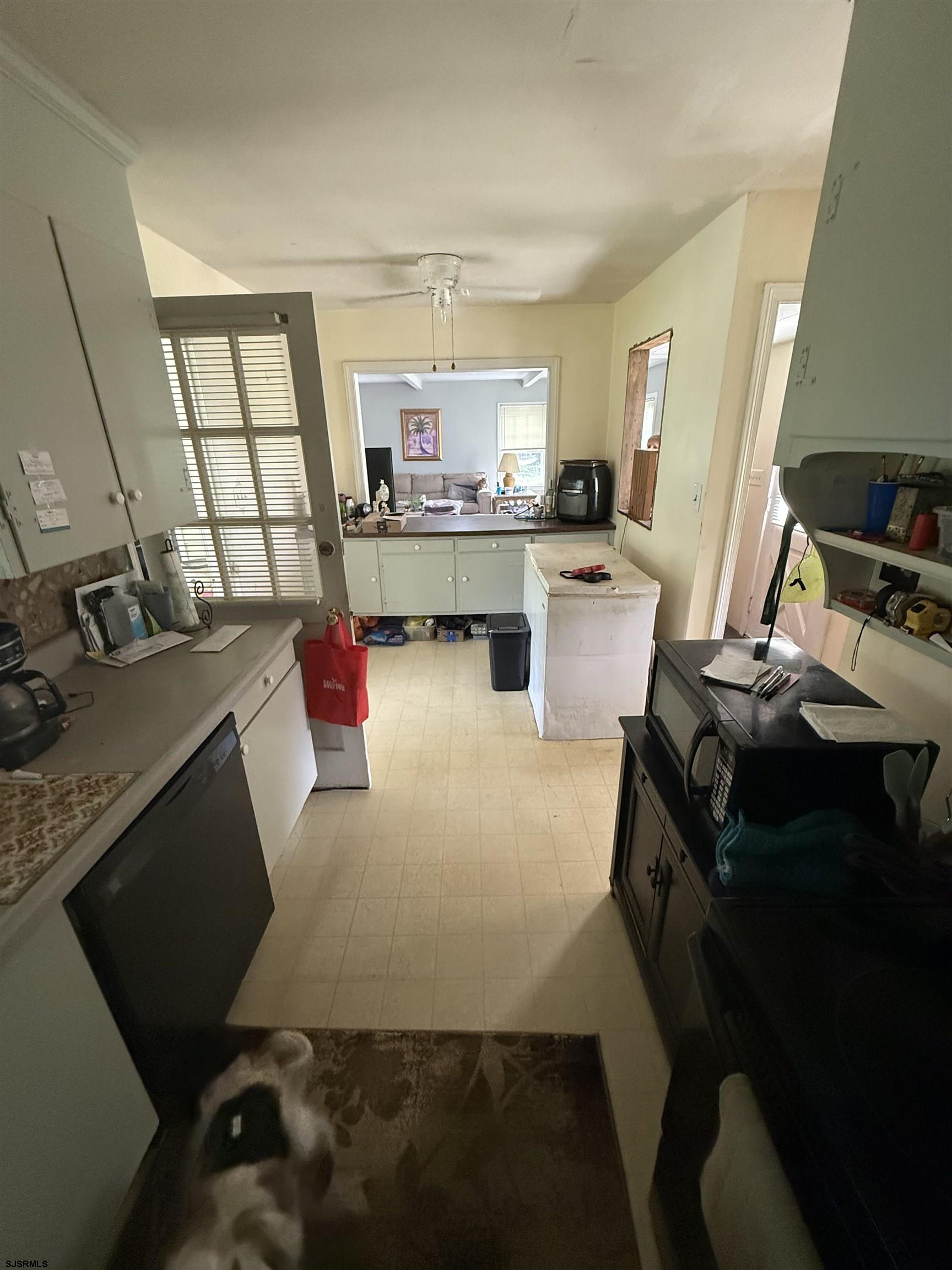 34 Back Neck Road Bridgeton, NJ 08302 - Photo 11 of 38 a view of kitchen