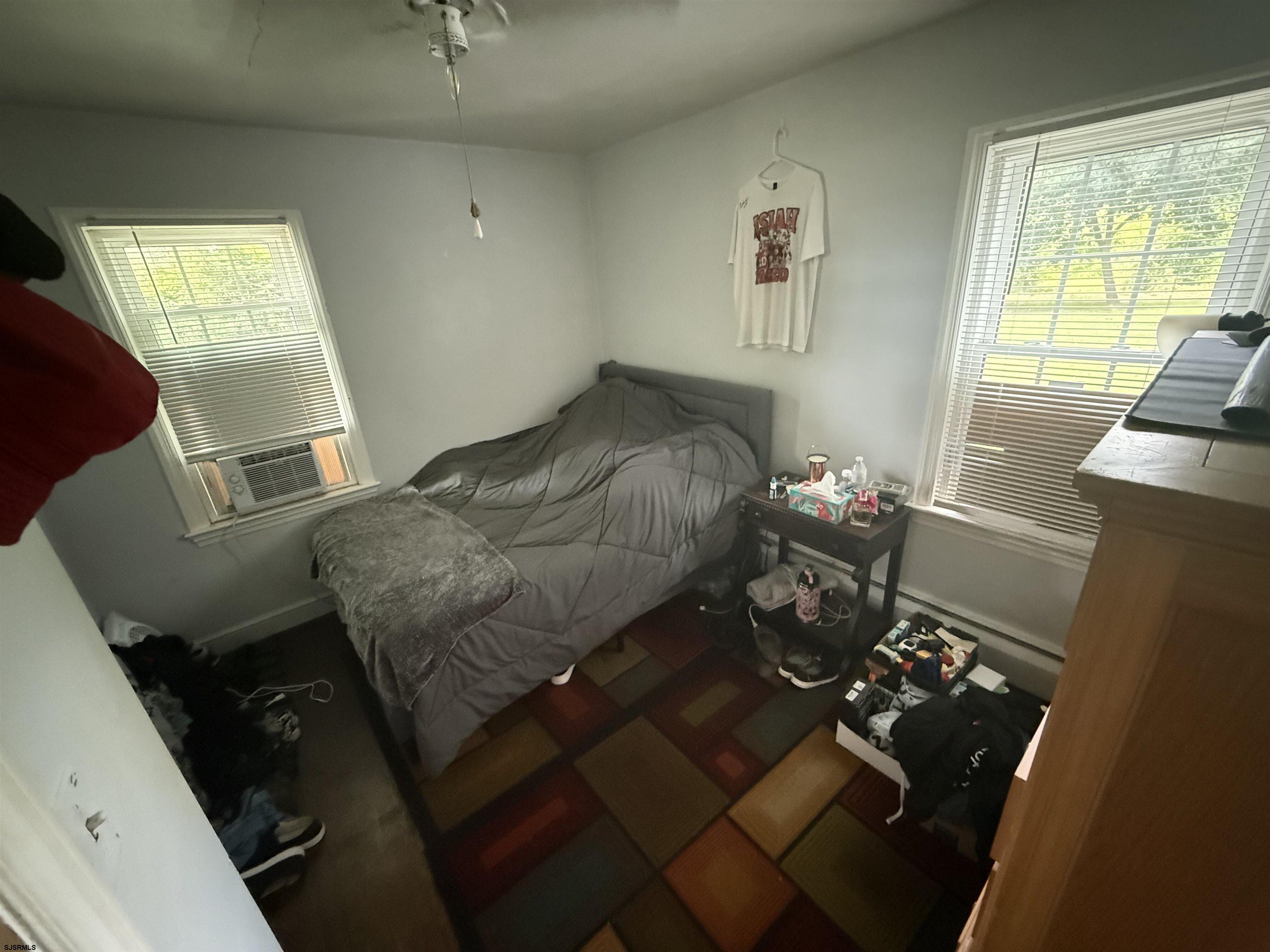 34 Back Neck Road Bridgeton, NJ 08302 - Photo 14 of 38 a living room with furniture and a window