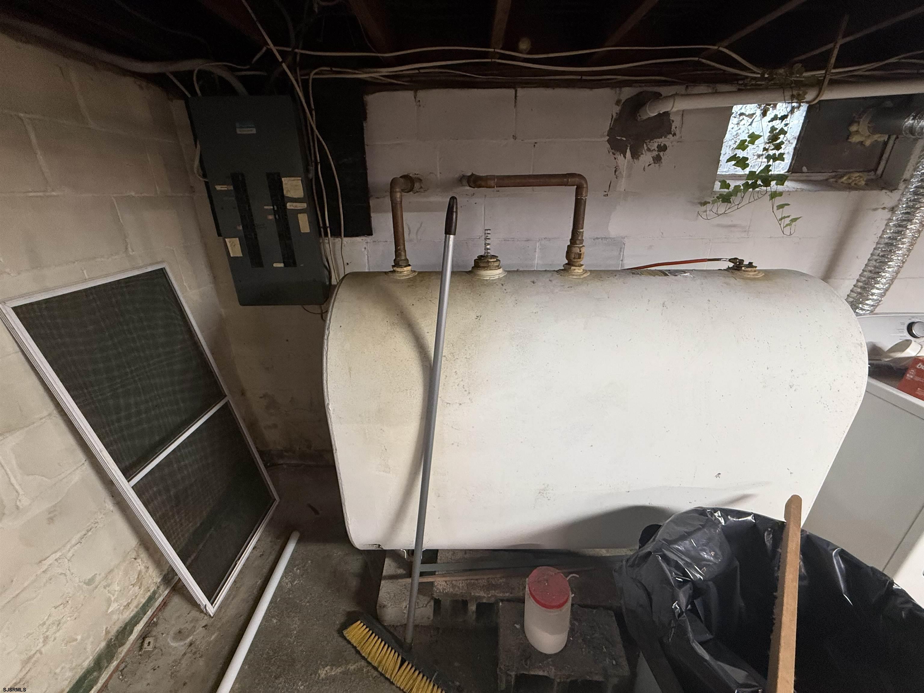 34 Back Neck Road Bridgeton, NJ 08302 - Photo 24 of 38 a view of car