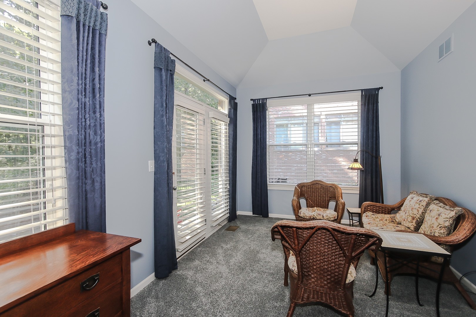 617 West Ruhl Road Palatine, IL 60074 - Photo 20 of 47