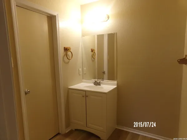 $1,750 | 8802 Slumber Lane, Converse, TX 78109