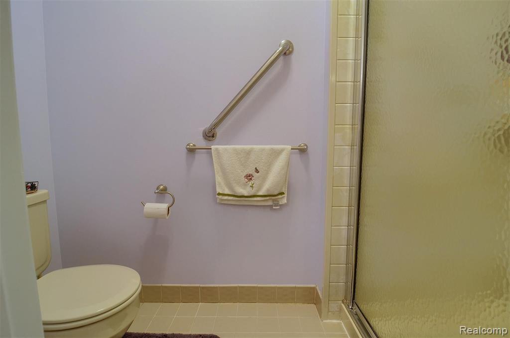 1237 Sandy Ridge Drive Rochester Hills, MI 48306 - Photo 26 of 35