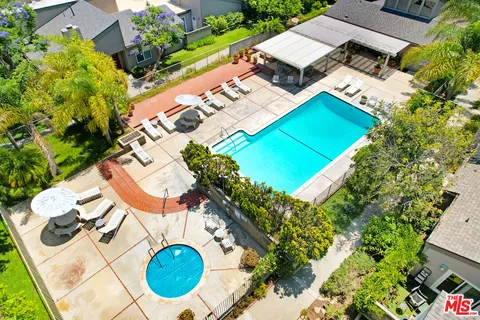 $1,450,000 | 32 Village Parkway, Santa Monica, CA 90405