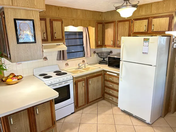 $45,000 | 875 Northeast 48th Street, Unit LOT 370, Deerfield Beach, FL 33064