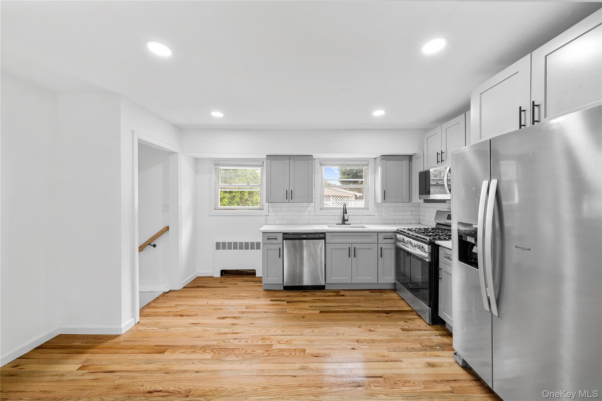 504 Decatur Street Uniondale, NY 11553 - Photo 6 of 12