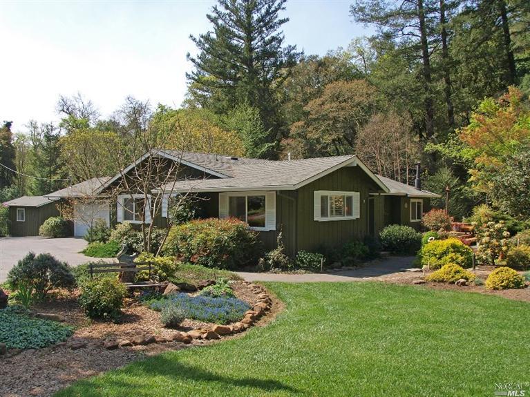 5705 St Helena Road Santa Rosa, CA 95404 - Photo 1 of 1 a front view of a house with a garden