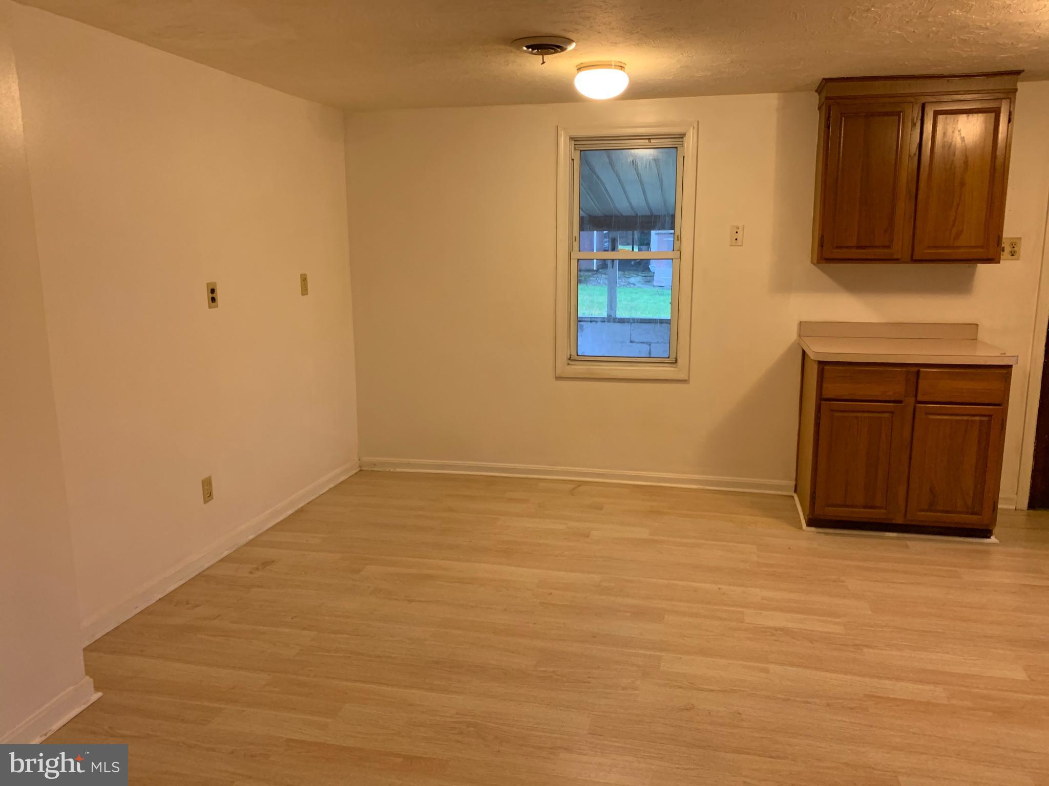 1105 South Manor Road Coatesville, PA 19320 - Photo 3 of 10 Gallery Image 3