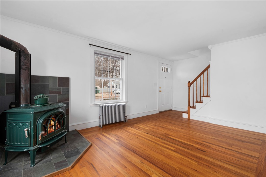 48 Buttonwoods Avenue Warwick, RI 02886 - Photo 19 of 31