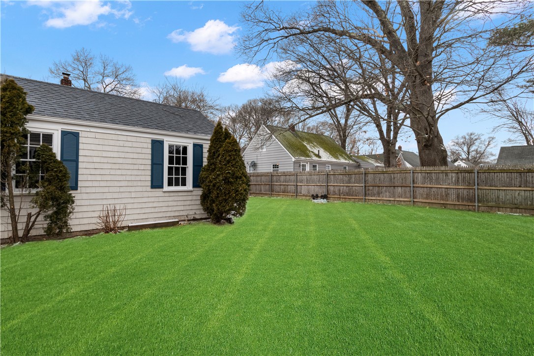 48 Buttonwoods Avenue Warwick, RI 02886 - Photo 30 of 31