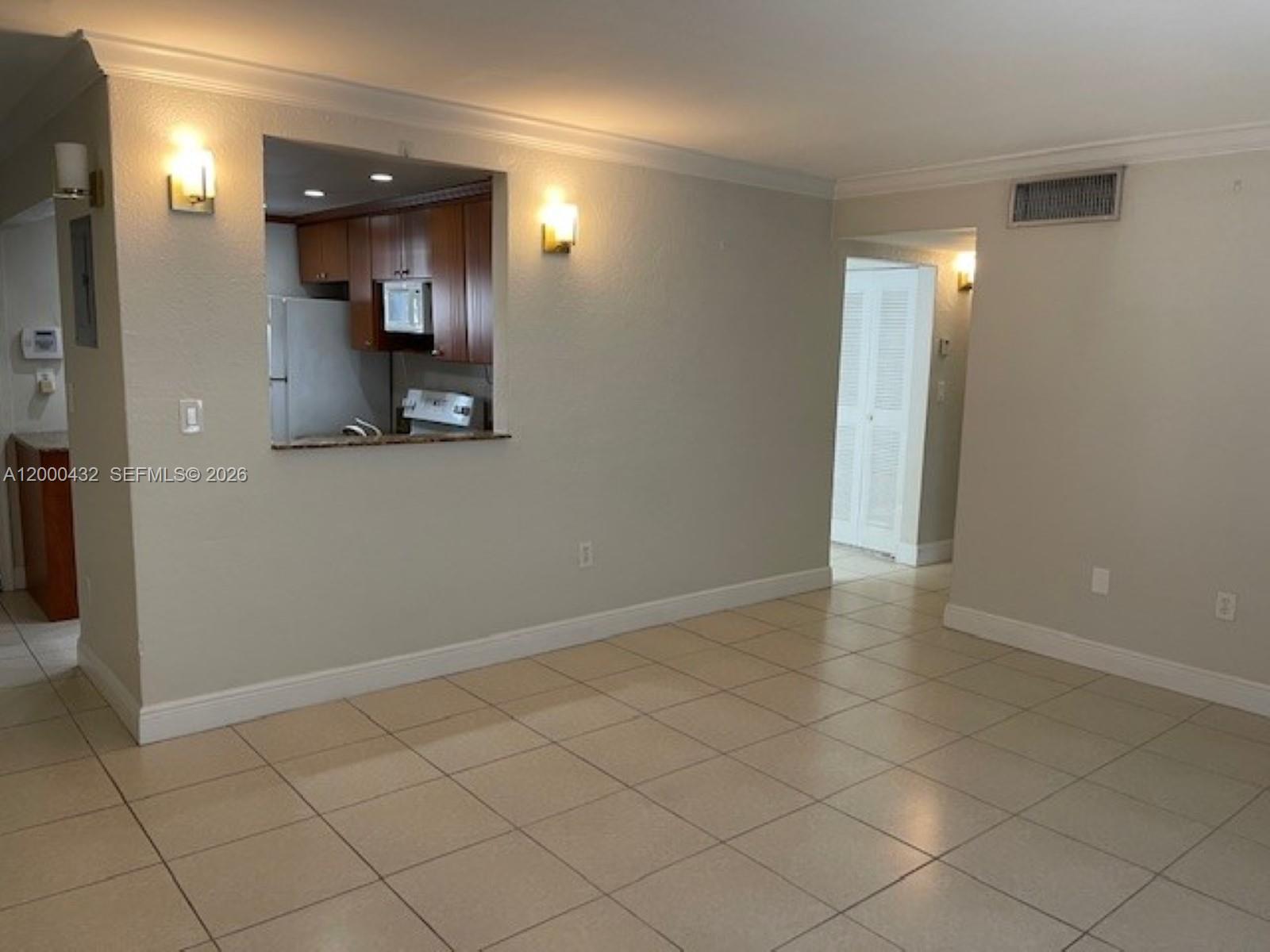 8601 Southwest 68th Court, Unit 4 Pinecrest, FL 33156 - Photo 14 of 30