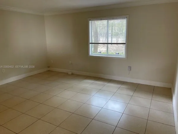 $2,000 | 8601 Southwest 68th Court, Unit 4, Pinecrest, FL 33156