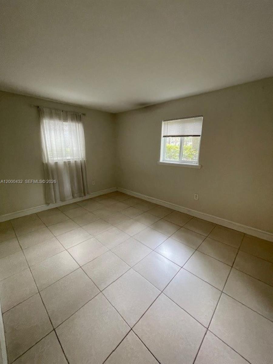 8601 Southwest 68th Court, Unit 4 Pinecrest, FL 33156 - Photo 5 of 30