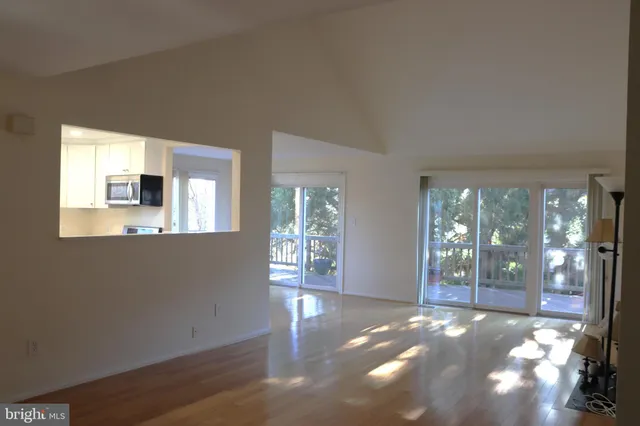 $5,000 | 4507 Highland Green Court, Alexandria, VA 22312