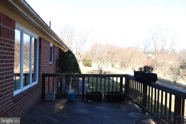 $5,000 | 4507 Highland Green Court, Alexandria, VA 22312