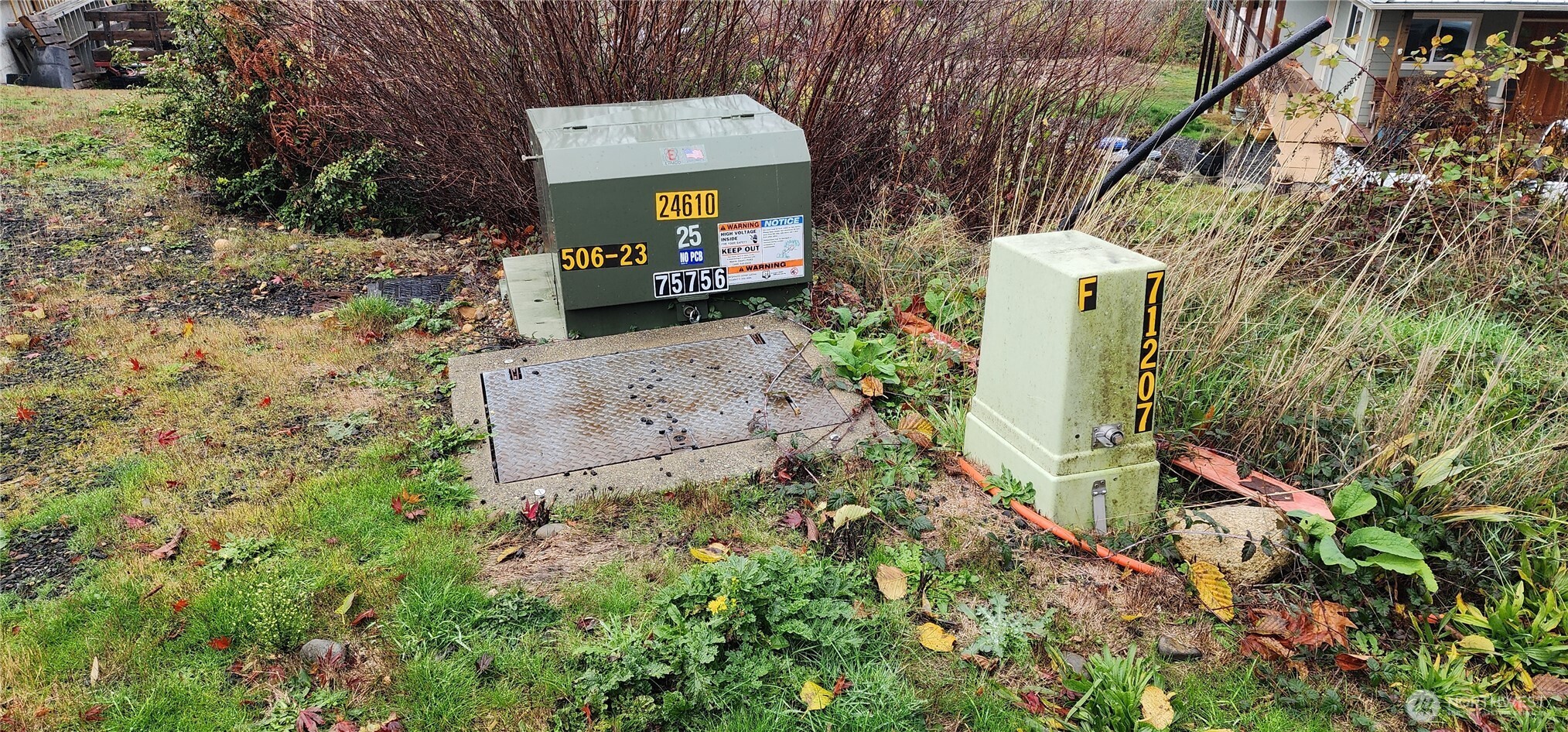 0 East Twanoh Heights Road North Belfair, WA 98528 - Photo 17 of 29 an aerial view of a house with a yard