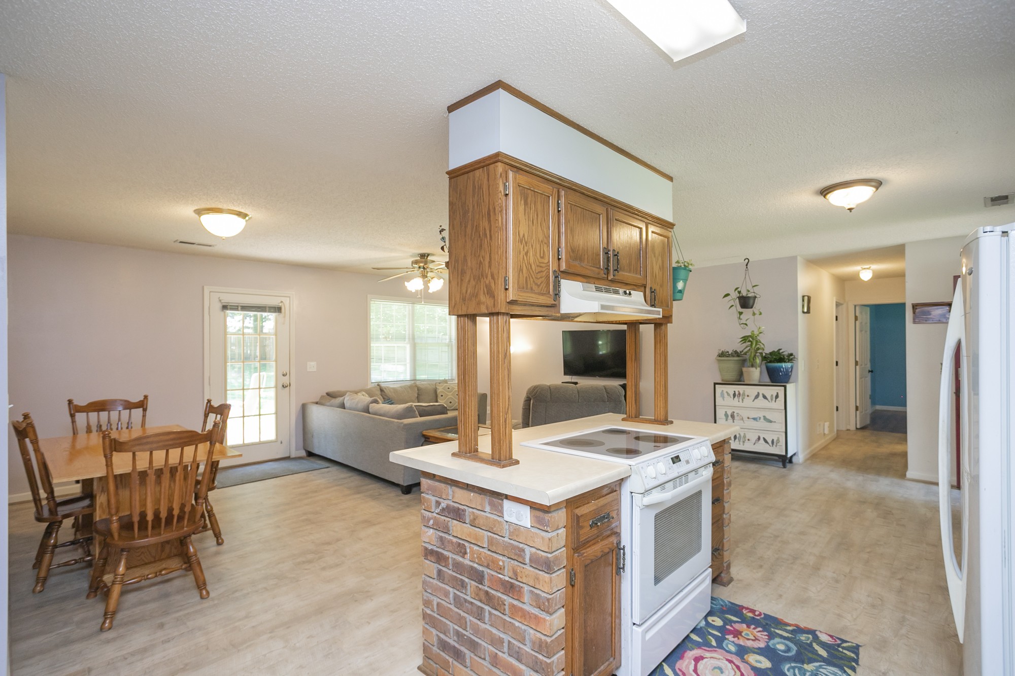 214 Nottingham Road Dickson, TN 37055 - Photo 13 of 26 Gallery Image 13