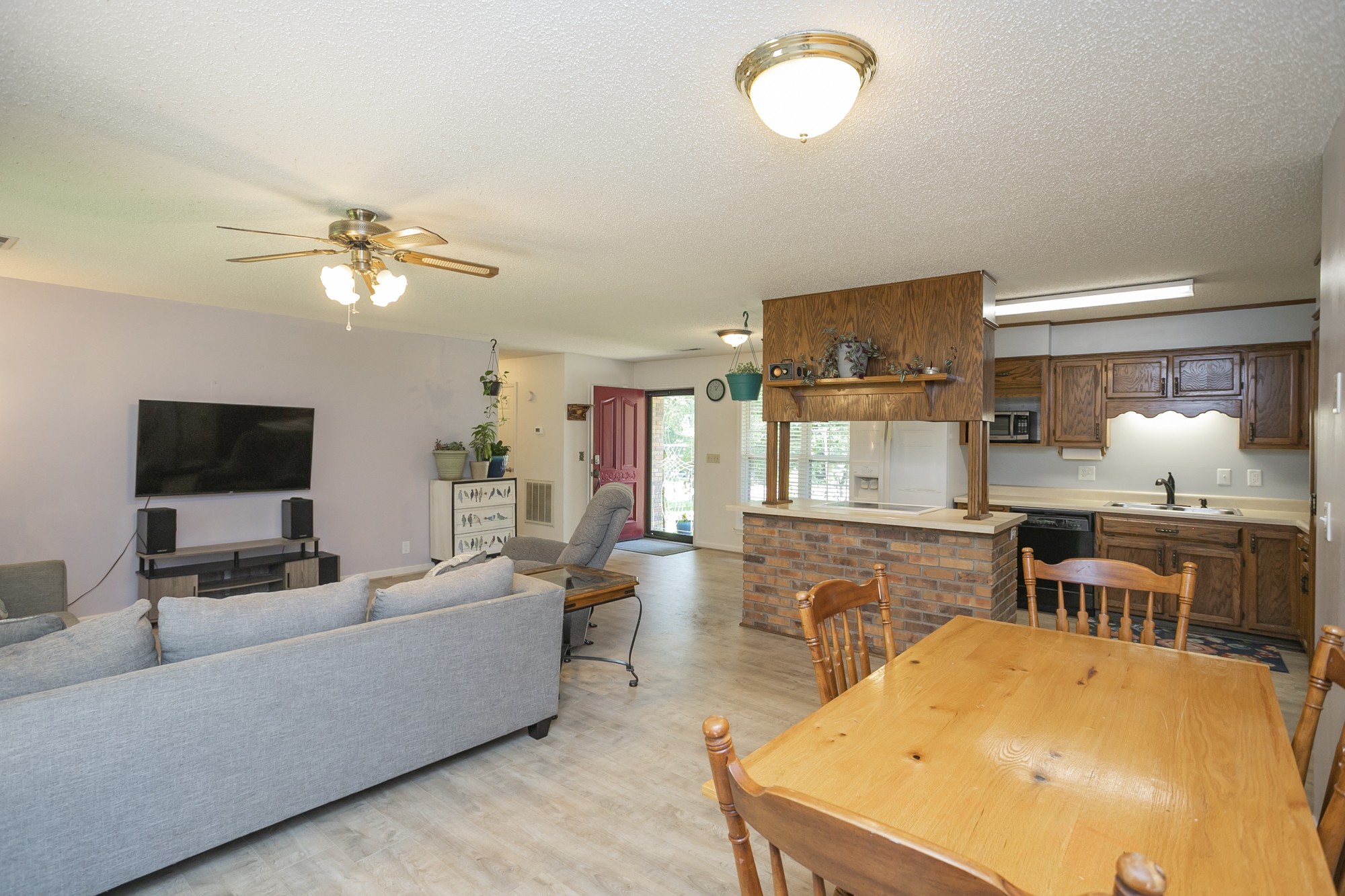 214 Nottingham Road Dickson, TN 37055 - Photo 8 of 26 Gallery Image 8