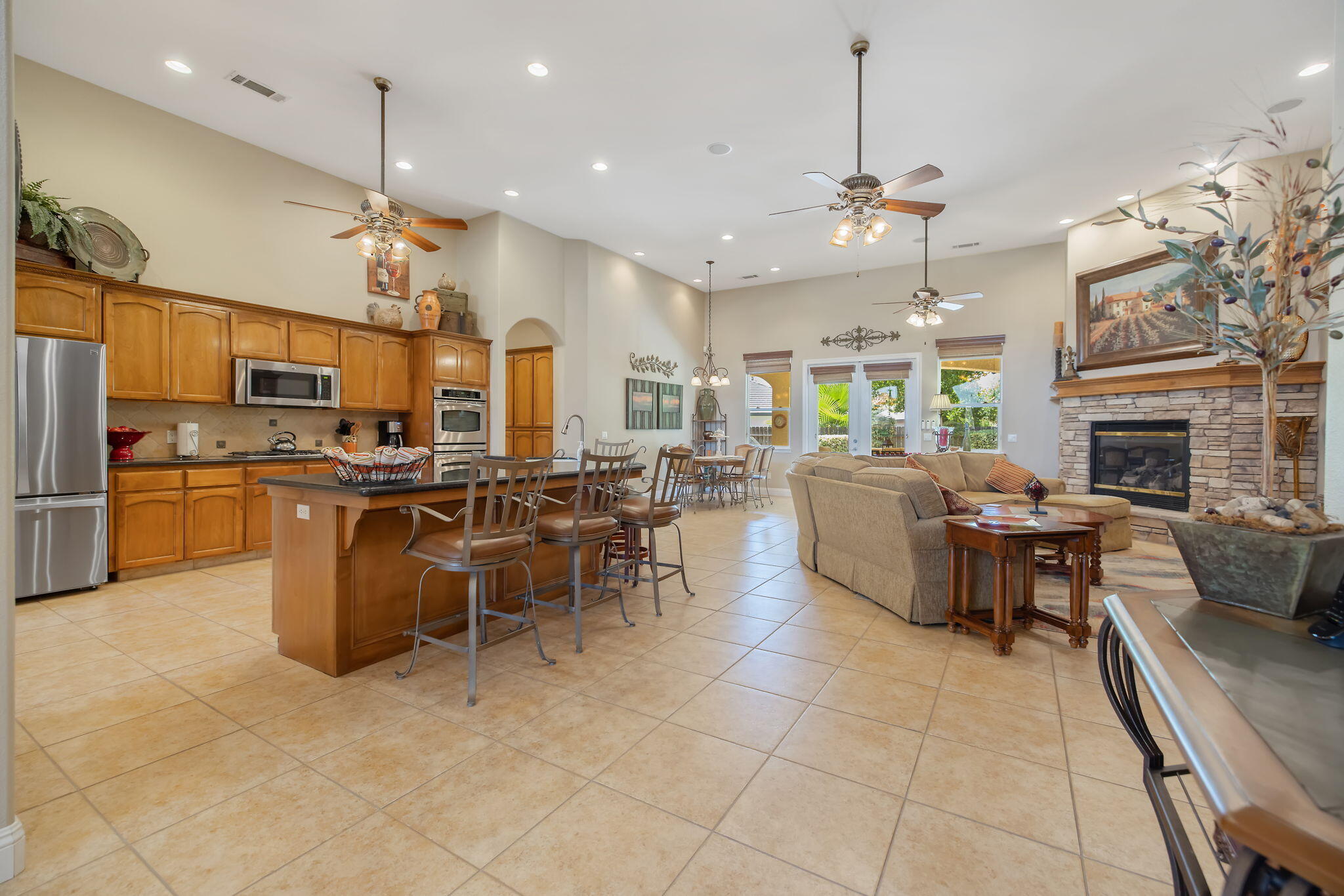 760 St James Court Exeter, CA 93221 - Photo 8 of 77 13-web-or-mls-713A8362