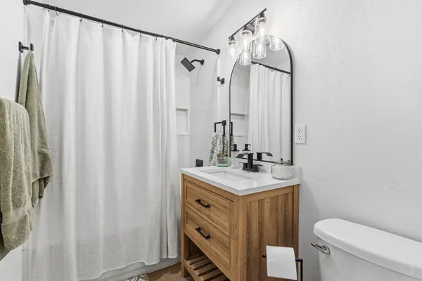 $349,900 | 36 Santa Ana Avenue, Clovis, CA 93612