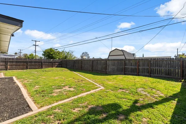 $349,900 | 36 Santa Ana Avenue, Clovis, CA 93612