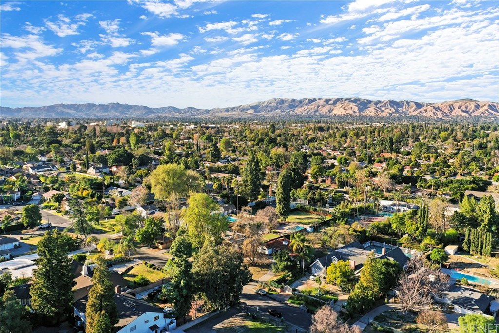 17331 Gresham Street Northridge, CA 91325 - Photo 2 of 43