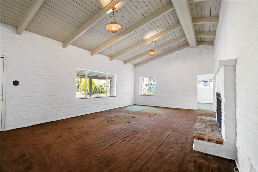 17331 Gresham Street Northridge, CA 91325 - Photo 14 of 43