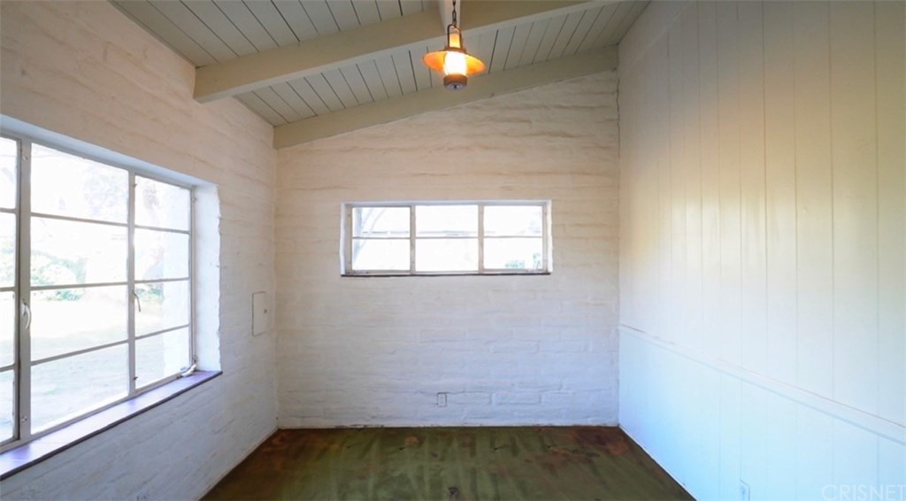 17331 Gresham Street Northridge, CA 91325 - Photo 15 of 43