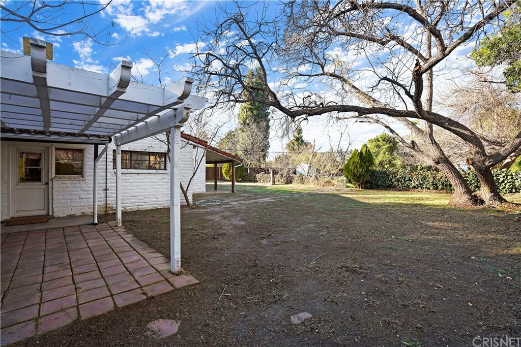 17331 Gresham Street Northridge, CA 91325 - Photo 36 of 43