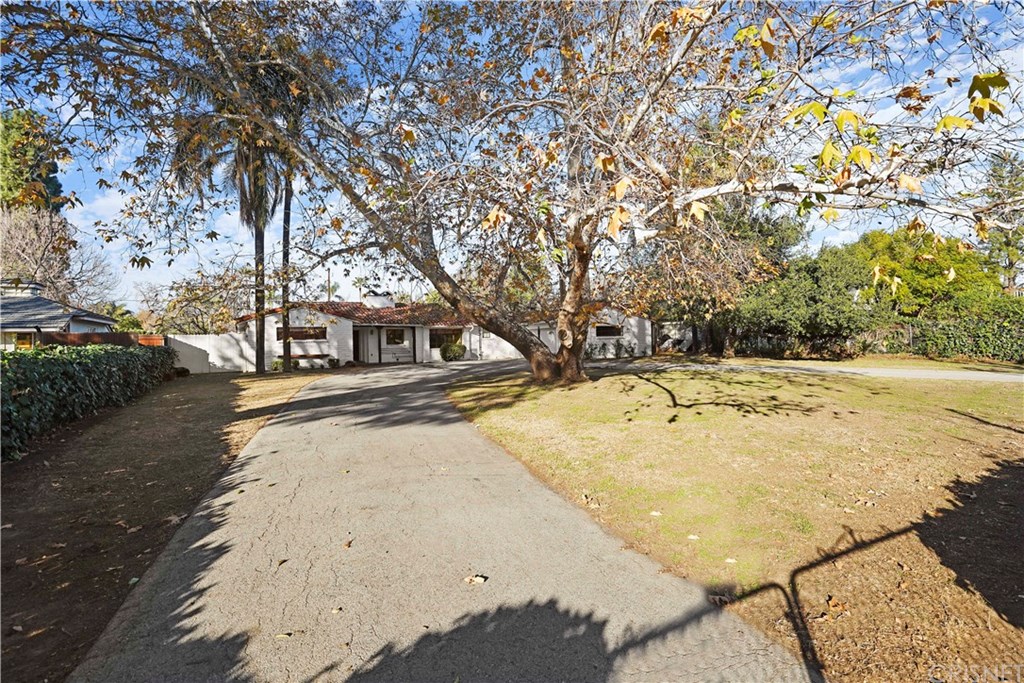 17331 Gresham Street Northridge, CA 91325 - Photo 5 of 43