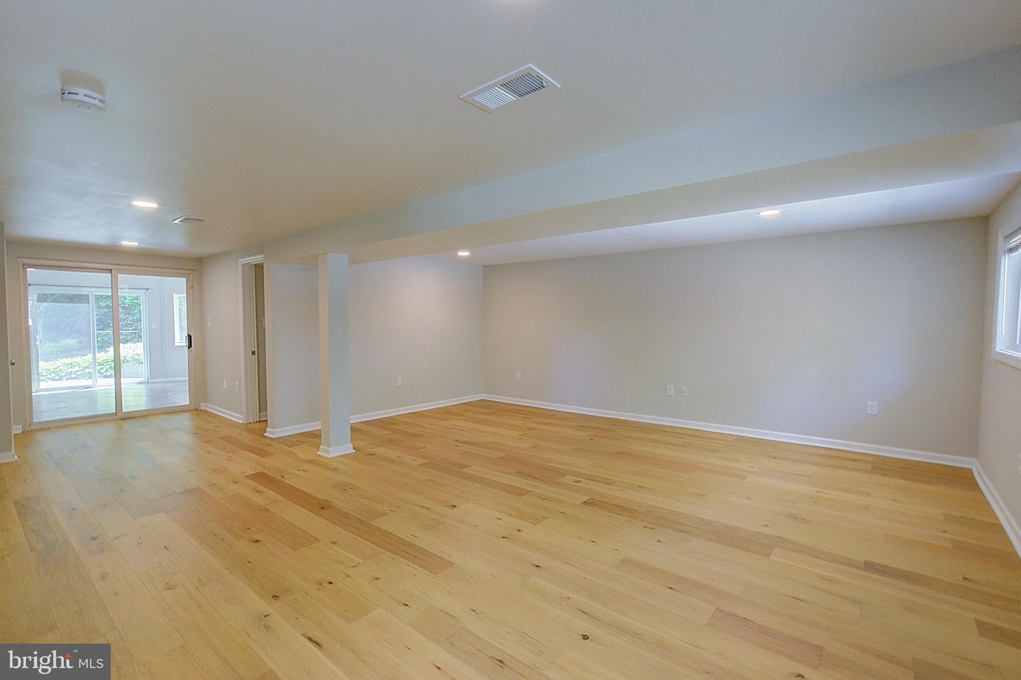 6306 Rockhurst Road Bethesda, MD 20817 - Photo 19 of 28