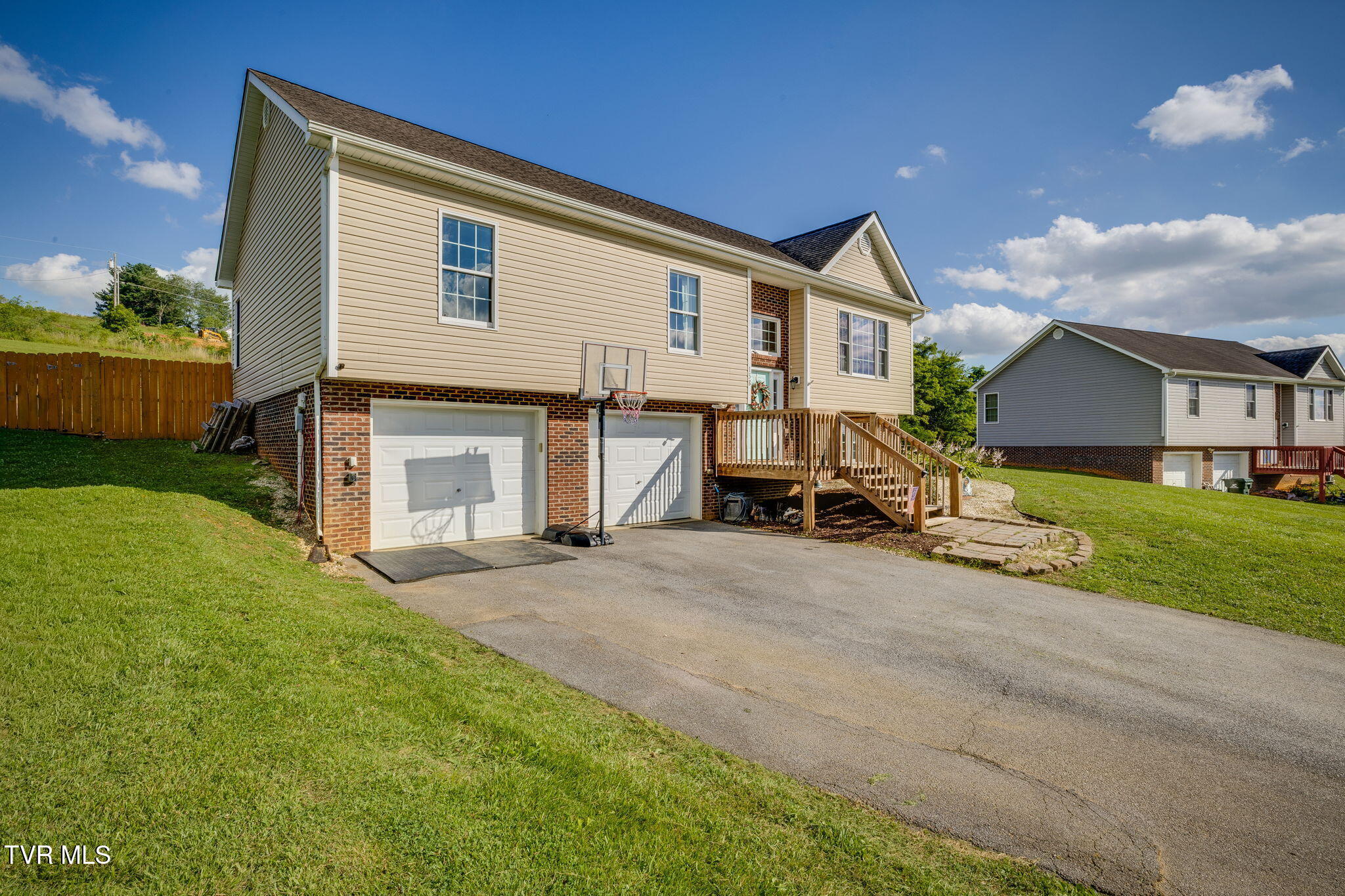 158 Slate Hill Road Telford, TN 37690 - Photo 3 of 40 003