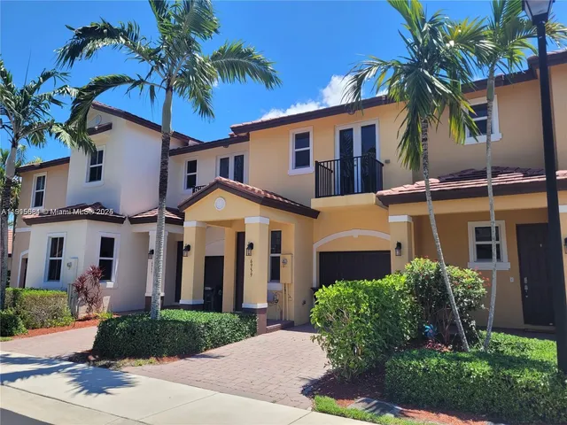 $2,990 | 6959 Long Pine Circle, Unit 6959, Coconut Creek, FL 33073